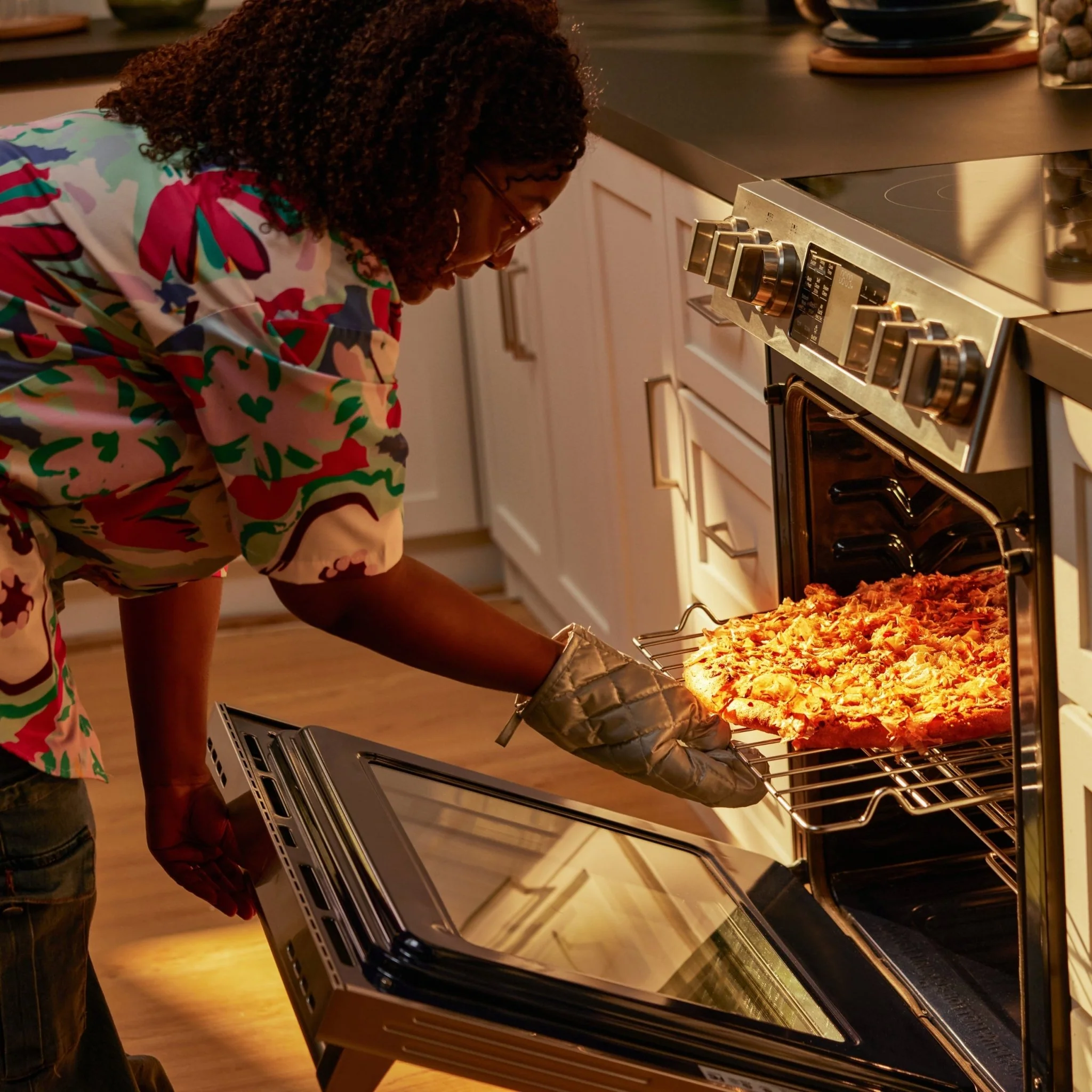 FreshBake™ 30" Electric Range ∙ Model RES30552 - Image 19